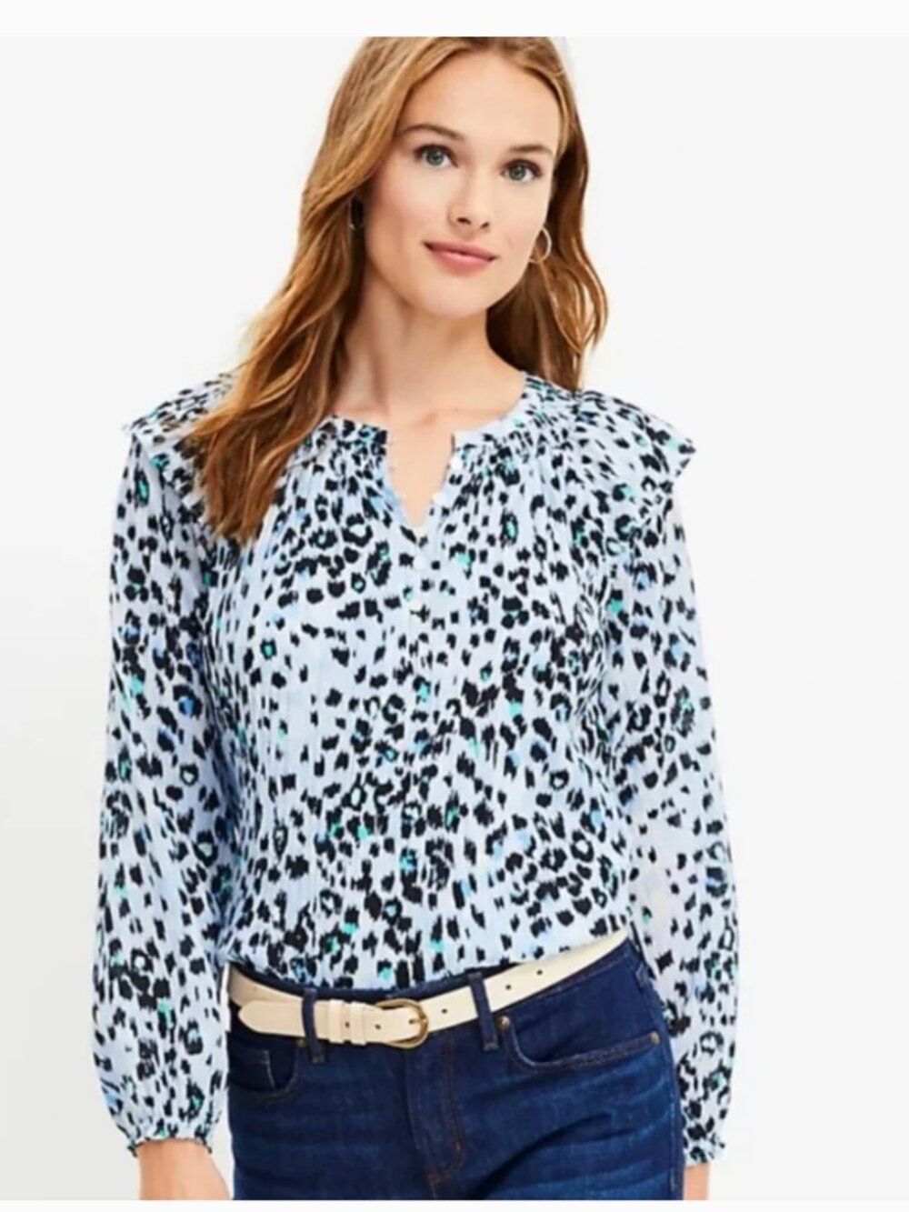 LOFT Light Blue Animal Print Crinkle Long Sleeve Blouse sz M Petite
